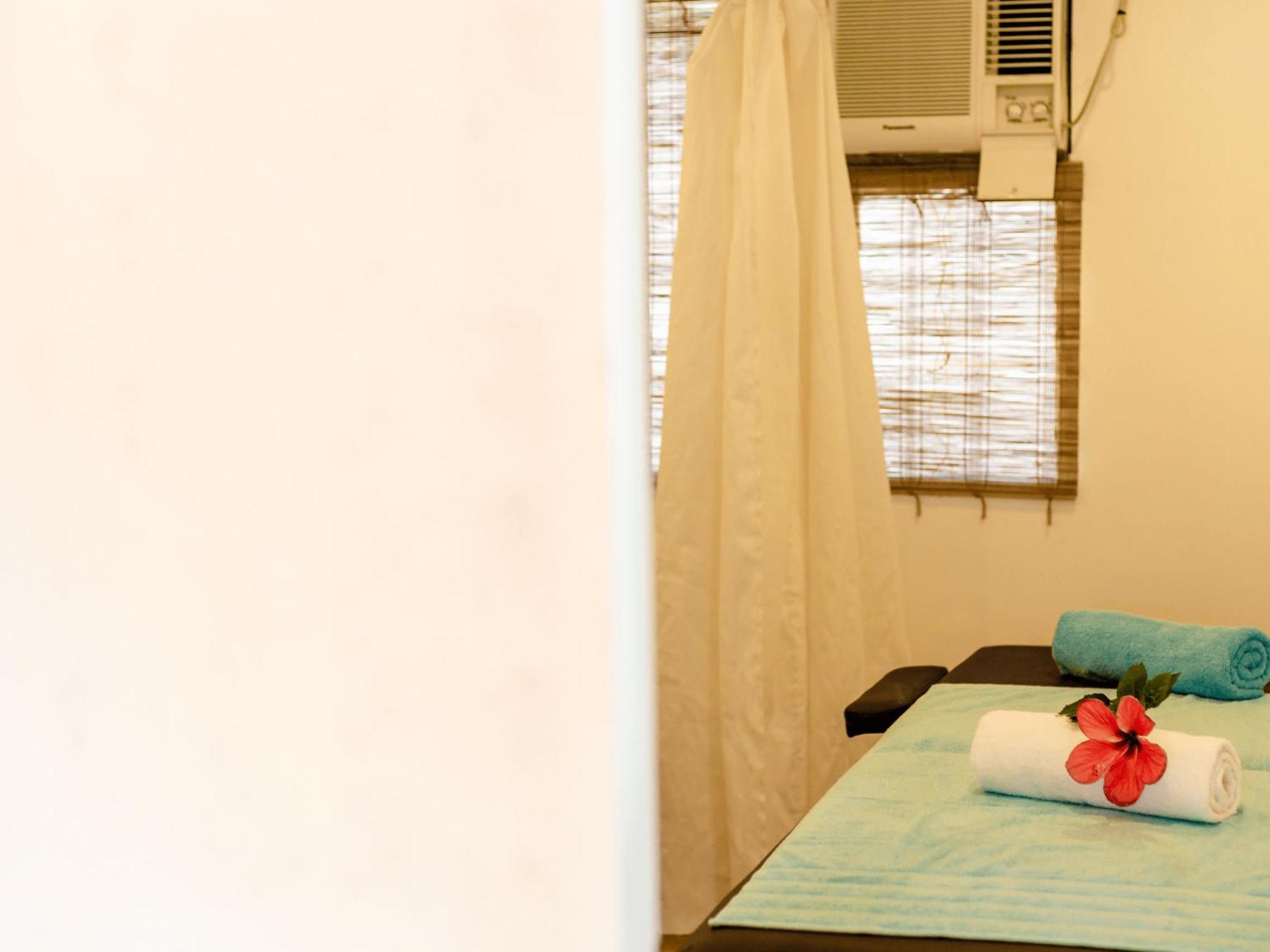 Hostel Mad Monkey Panglao Zewnętrze zdjęcie