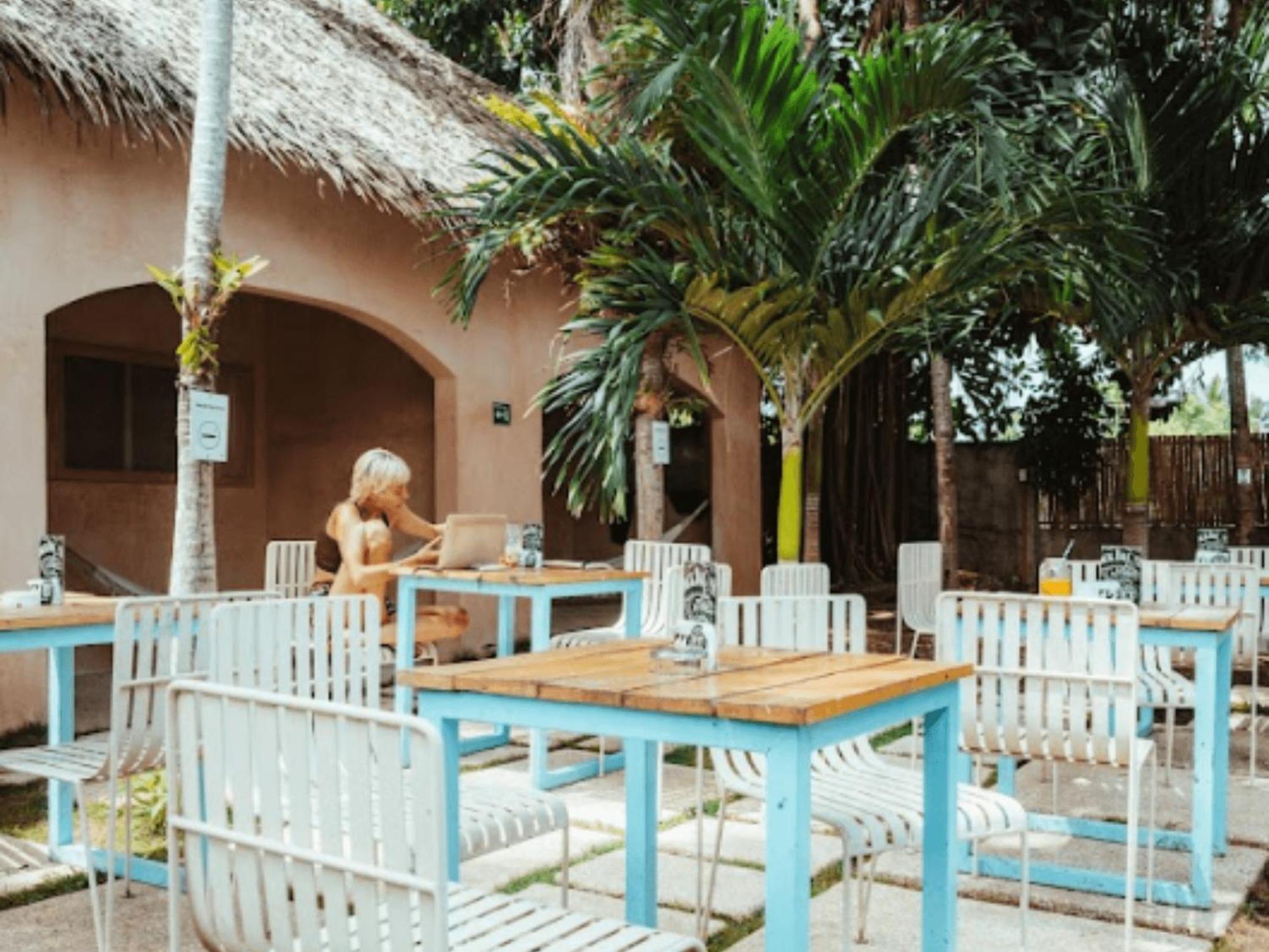 Hostel Mad Monkey Panglao Zewnętrze zdjęcie
