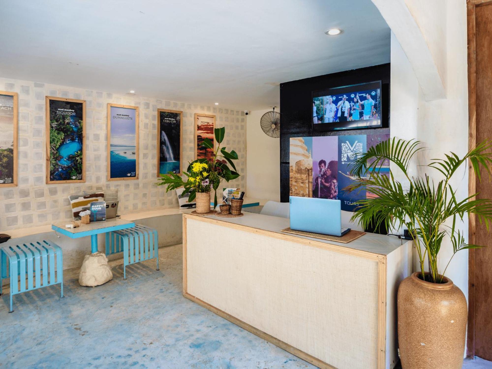 Hostel Mad Monkey Panglao Zewnętrze zdjęcie